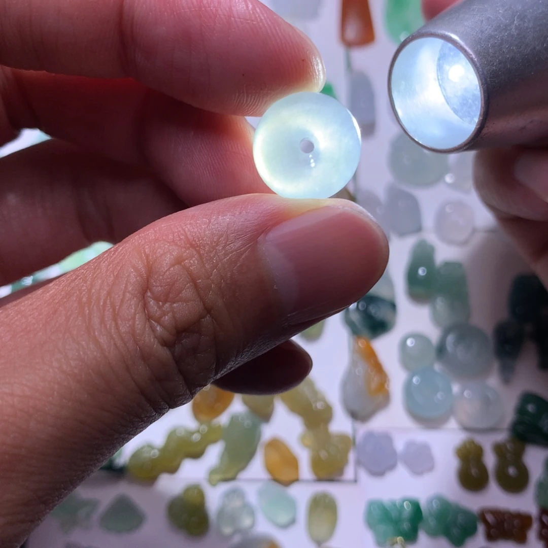 定制翡翠未镶嵌翡翠平安扣