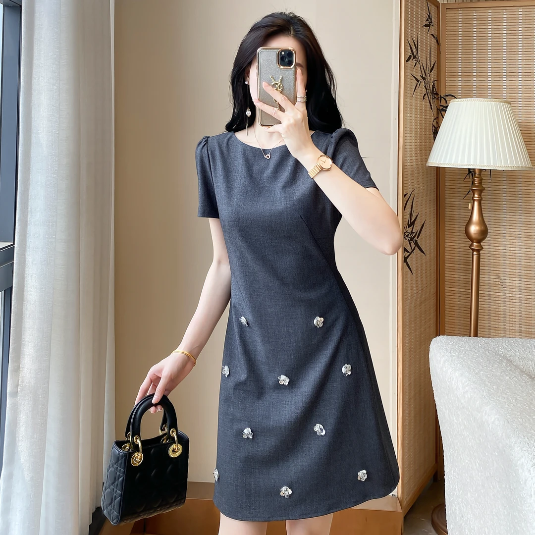 夏季富家千金连衣裙气质女神范时尚设计感小众洋气小个子裙子