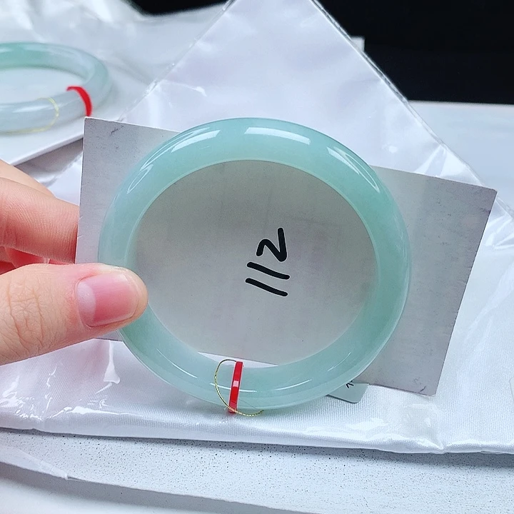 翡翠手镯未镶嵌缅甸天然a货手镯54+