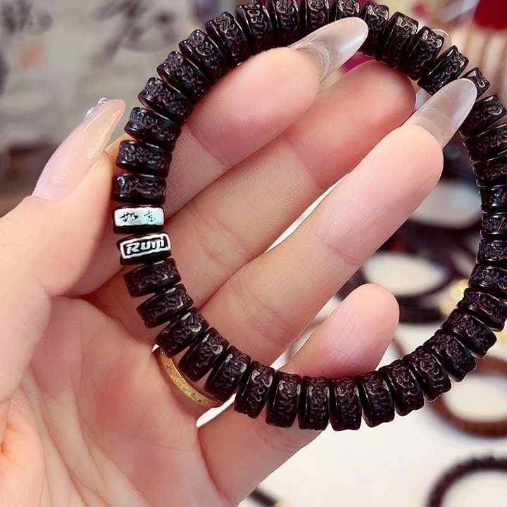 椰蒂手串児****戲椰蒂手串