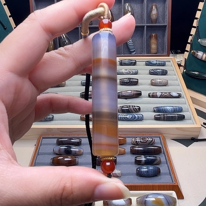 玛瑙/玉髓合金颈饰