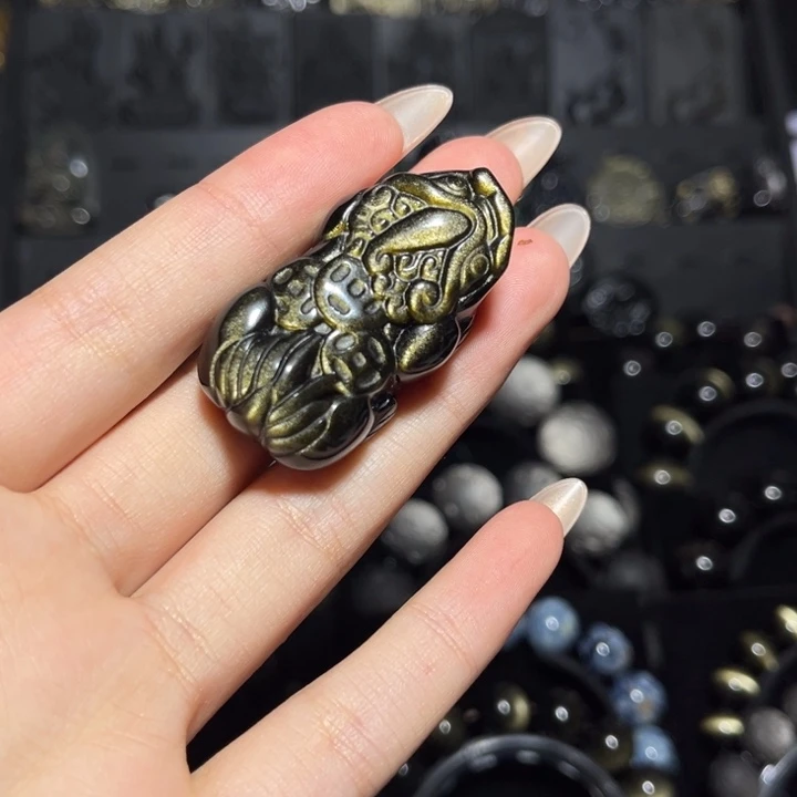 天****黑曜岩未镶嵌珠宝奇石