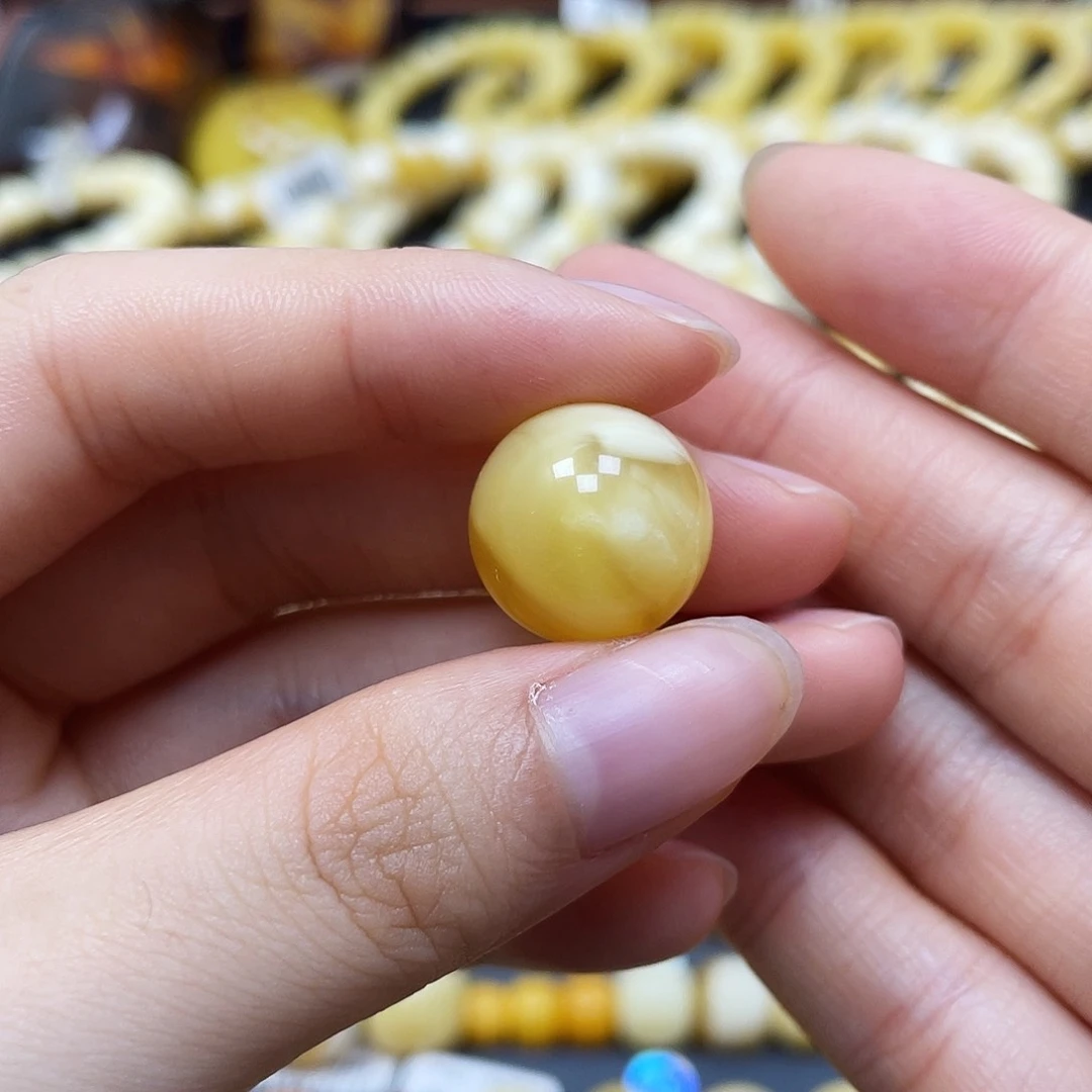 未镶嵌蜜蜡裸石圆珠15.7mm矿灰