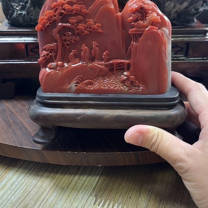 老挝石富贵山居图