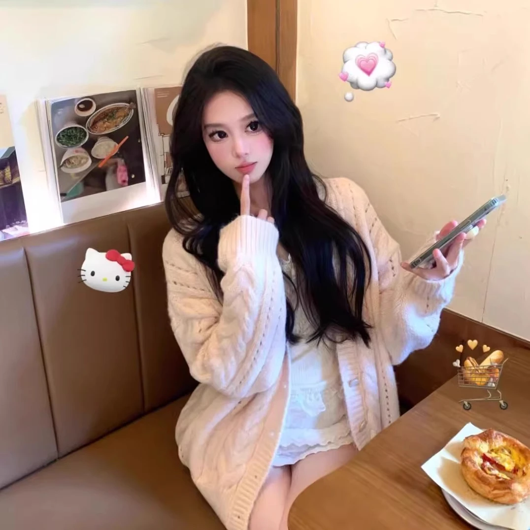 粉色V领毛衣外套女2025春秋宽松慵懒风麻花针织开衫韩系甜美上衣