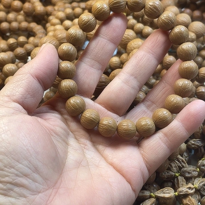 刘***垚草珠菩提手串1.2同尺盆