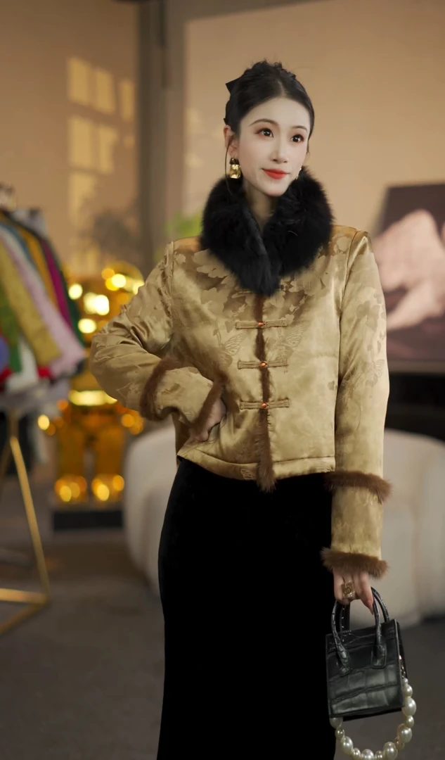 8218新国潮提花一字扣水貂毛外套