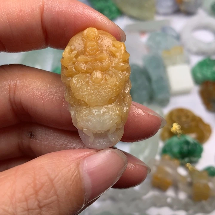 定制翡翠未镶嵌翡翠