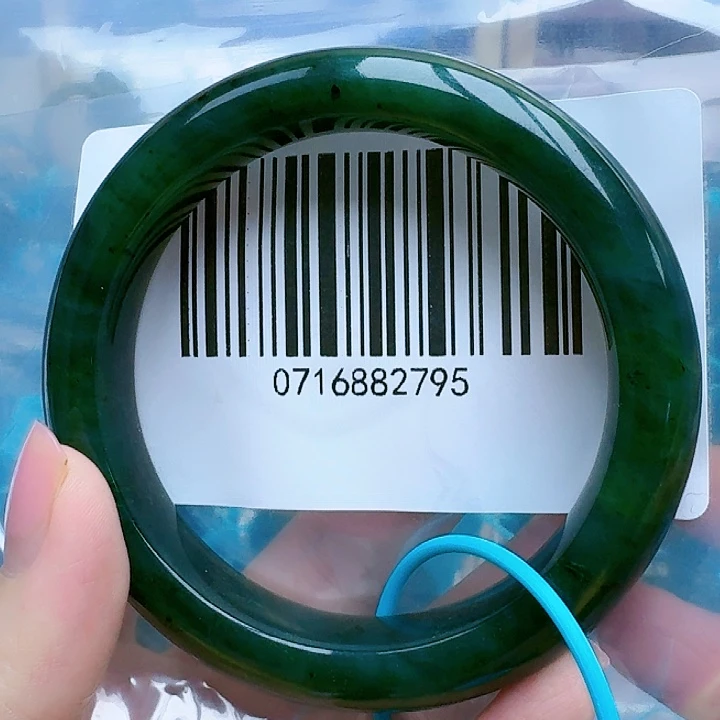 和田玉（碧玉）手镯未镶嵌5859包容