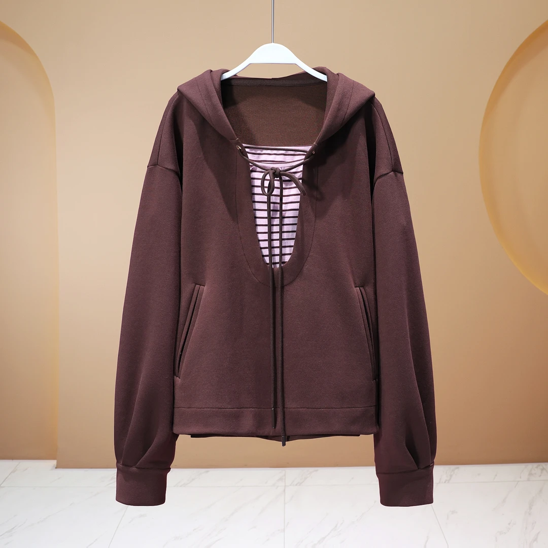 【程二女装】2025欧版《恰似望断寻啡影》咖色两件套卫衣5950