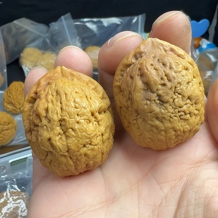 文玩核桃把件62号玉观音37尺微瑕