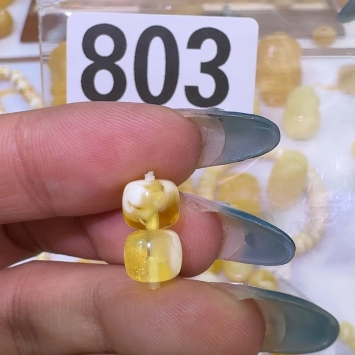 裸石琥珀未镶嵌7.5m