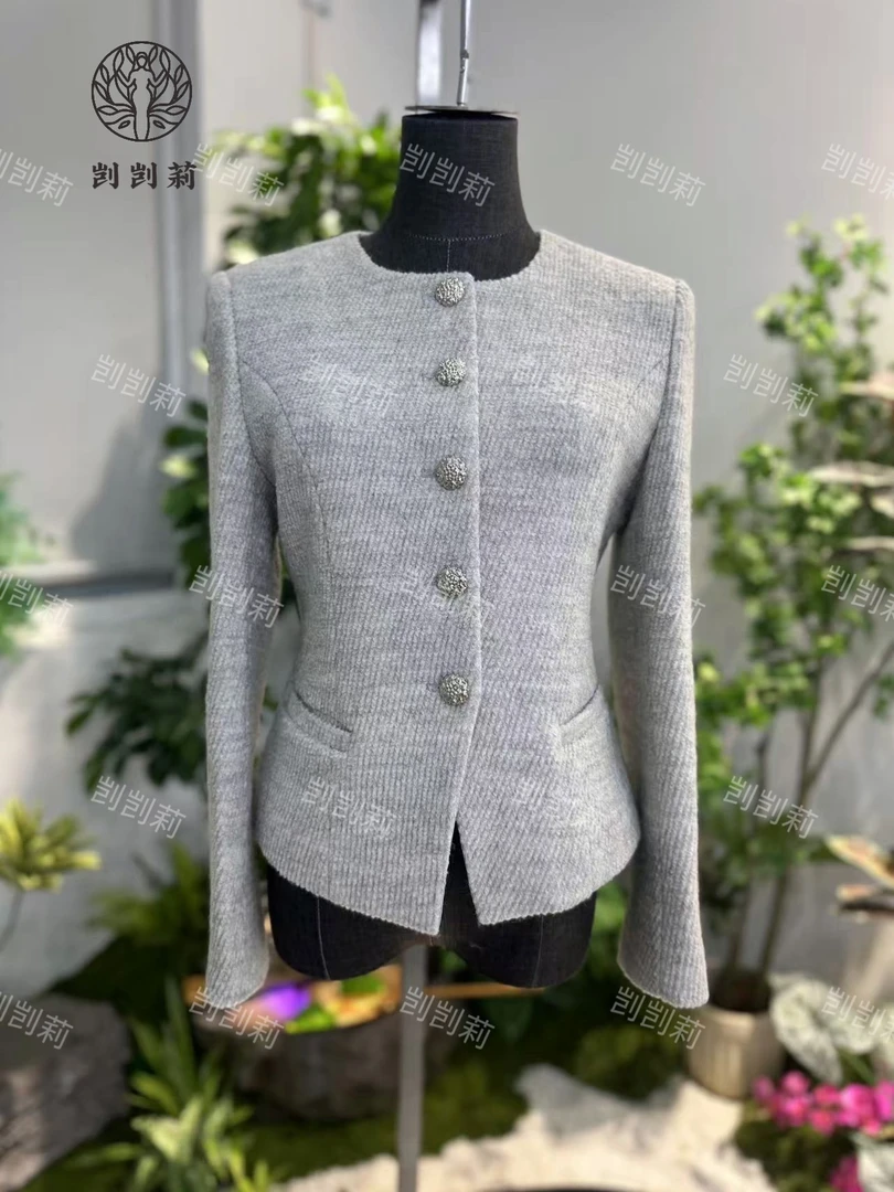 剀剀莉 早春新款(云烟）灰色减龄气质圆领显白法式保暖小香风外套