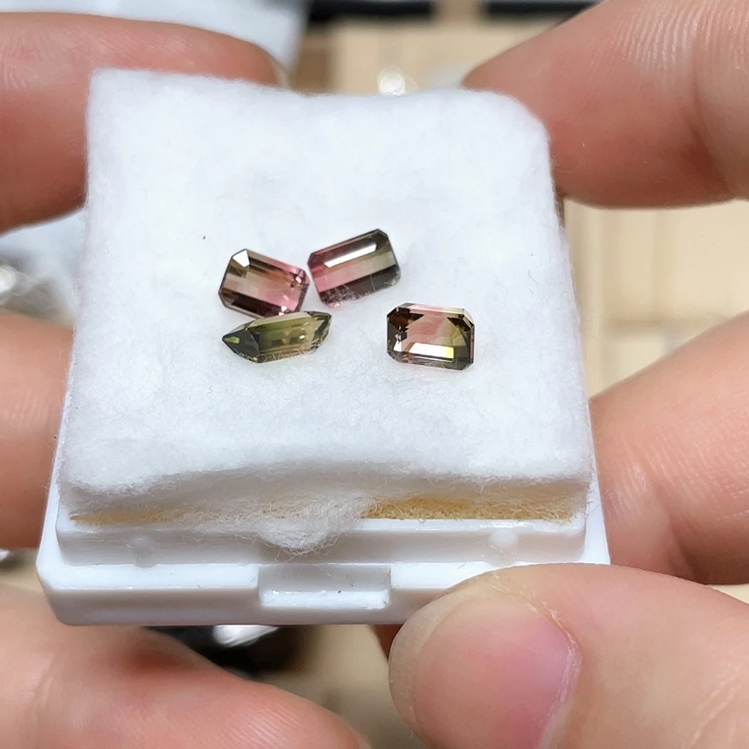 碧玺珠宝半成品未镶嵌99一粒标记发货