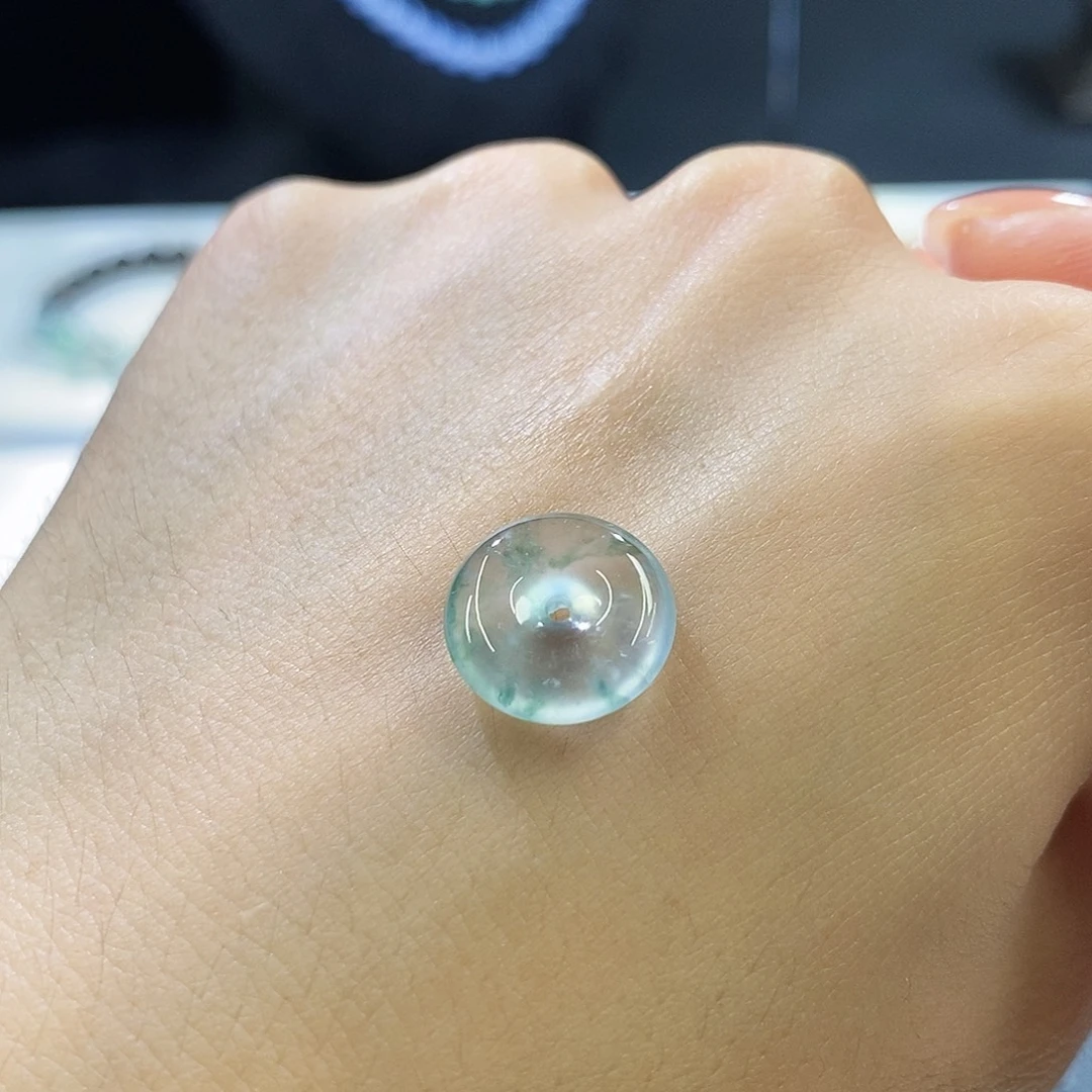 翡翠未镶嵌挂件钢飘花