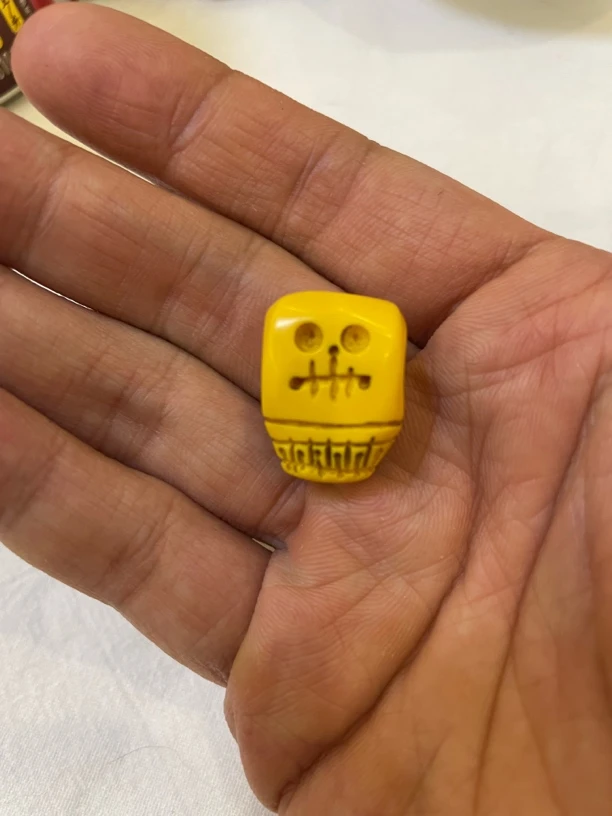 藏传小元素三通黄料器