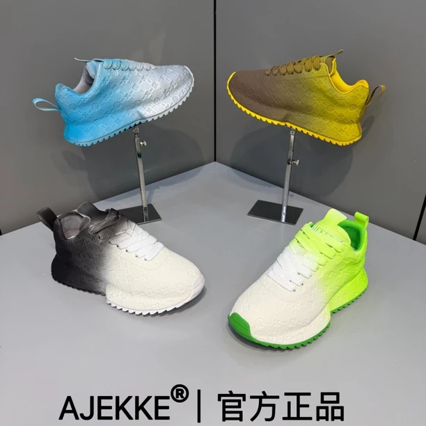 男士运动时尚青春小众软底百搭新款潮流潮鞋（皮鞋尺码）