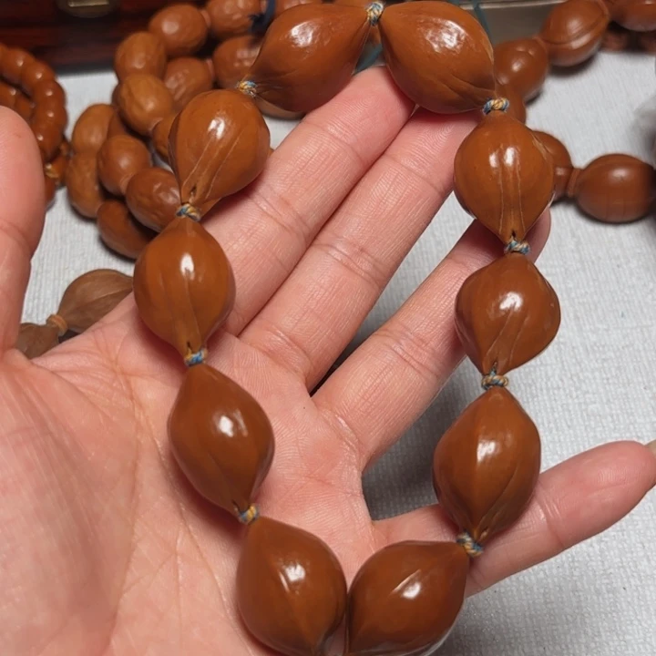 橄榄核手串/手链1.9红魔