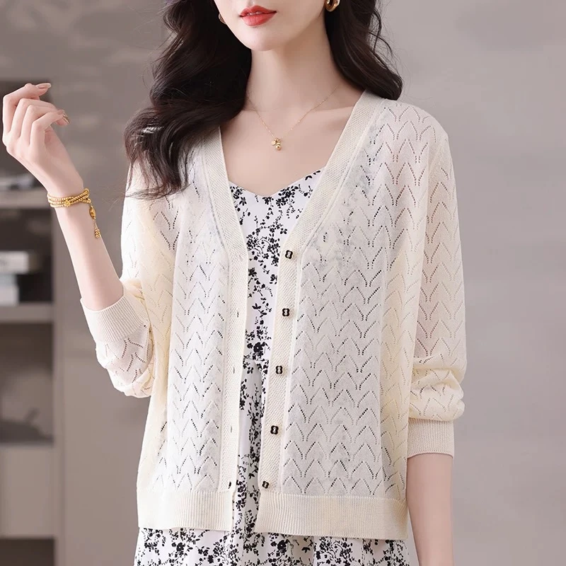 v领冰丝针织开衫女夏薄镂空小个子外搭披肩配吊带裙子防晒服上衣
