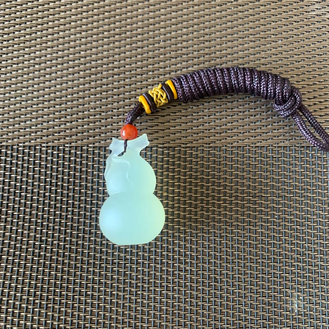 天然岫玉挂件蛇纹石玉