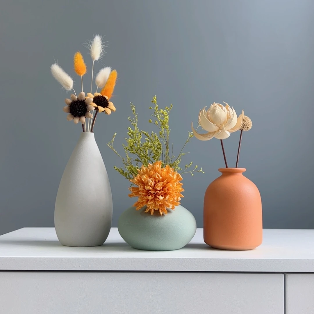 摆件陶瓷小花瓶摆件含花总高约20-30cm