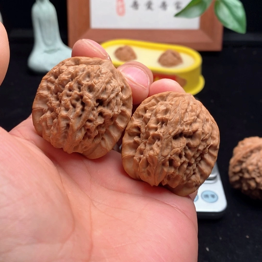 文玩核桃吊坠高**。马老四38