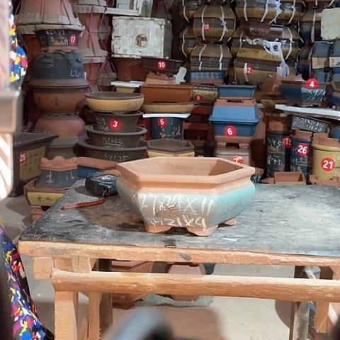 紫砂花盆紫砂花盆一个