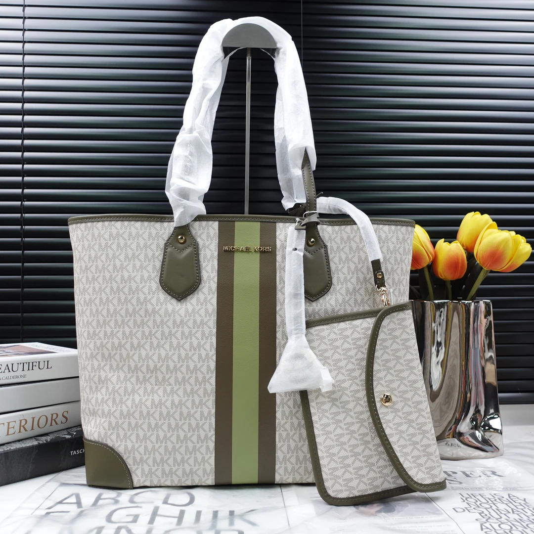 95新 MICHAEL KORS/迈克高仕 单肩包/T10283377
