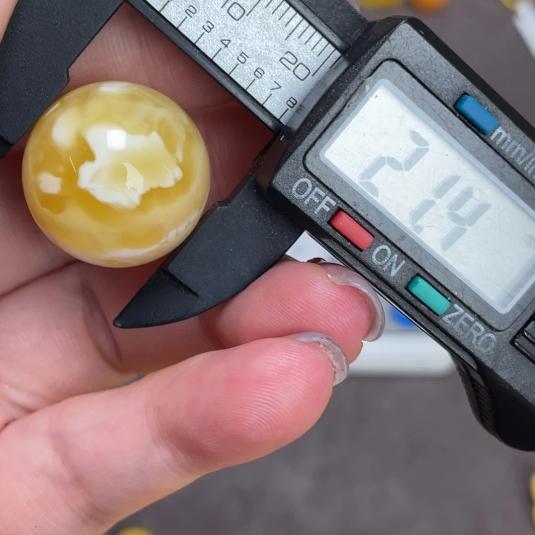 未镶嵌琥珀裸石蜜蜡25