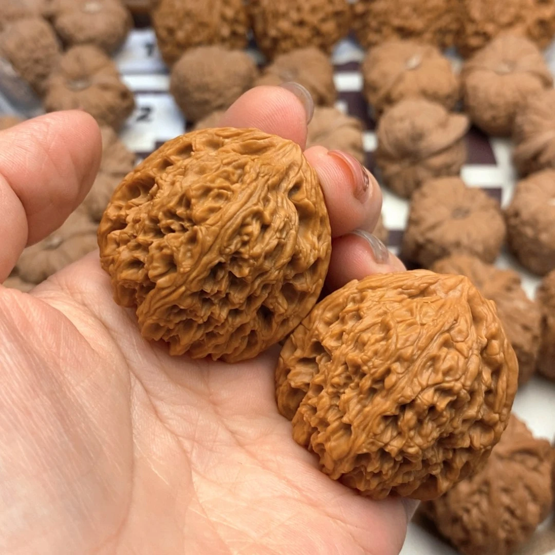 【闪购商品】文玩核桃吊坠在****磊408号南疆石
