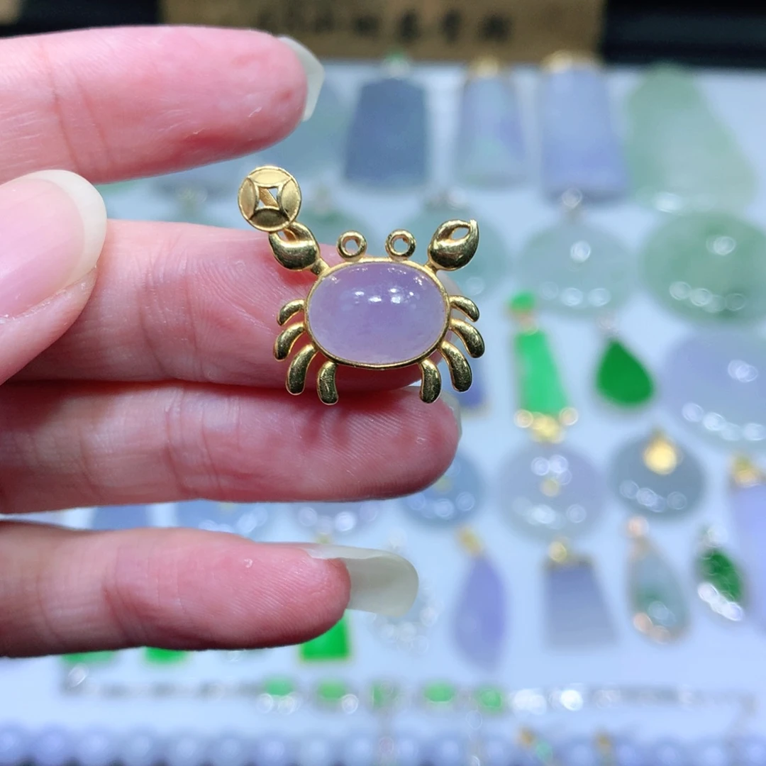 翡翠吊坠(不含链)18K金镶嵌