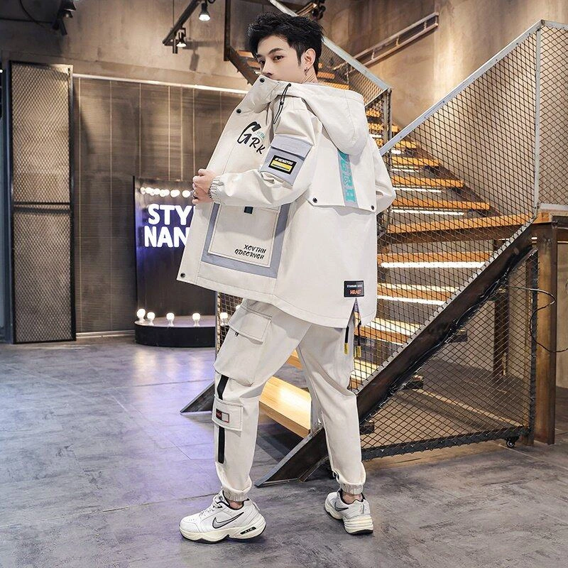 2025年男士运动套装春秋季连帽夹克搭配帅气休闲工装裤男装一套