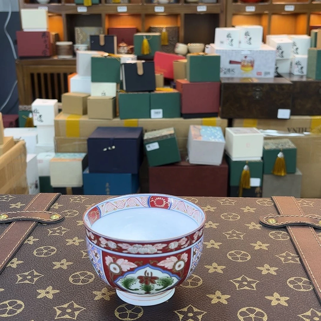 杯子哈哈哈哈哈哈啊哈哈