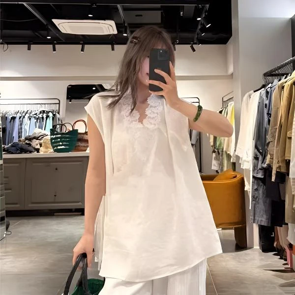 【发发烤奶】小众设计感蕾丝边无袖马甲叠穿时髦洋气显瘦松弛感背心