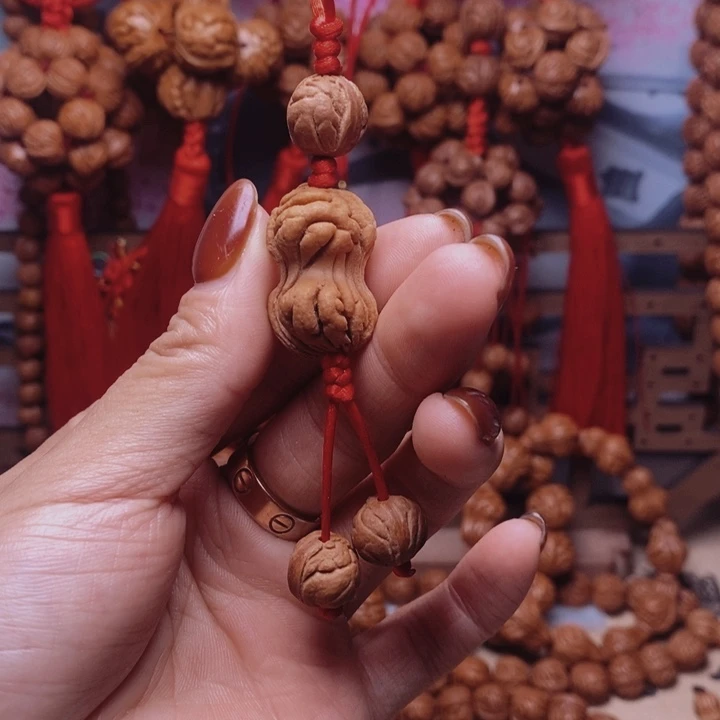 吊坠桃核龙纹桃枭