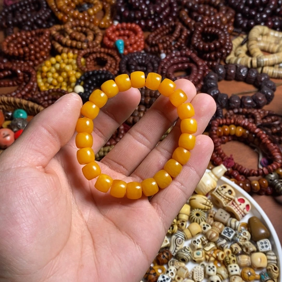 烬风风光光的娶了一