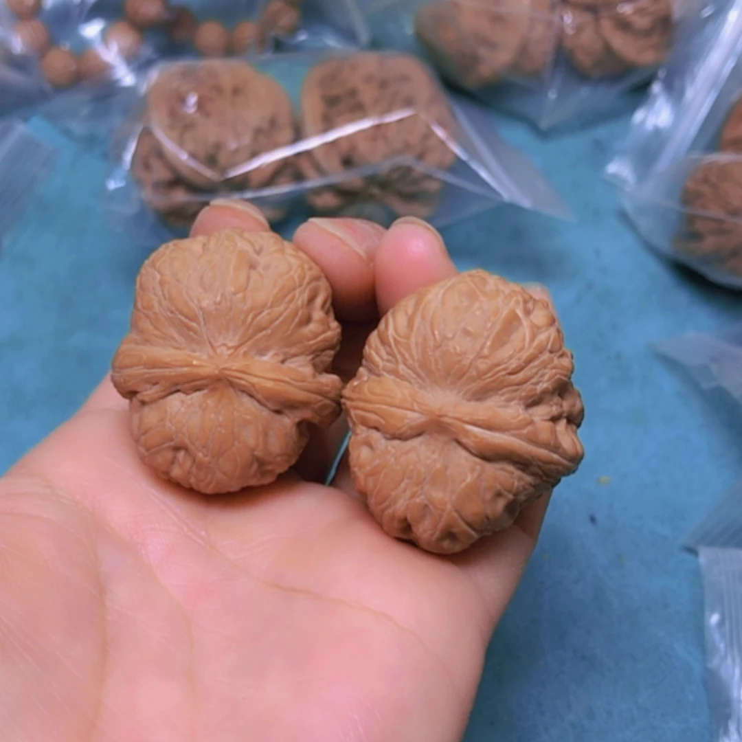 【闪购商品】摆件核桃36黄元宝练手有修