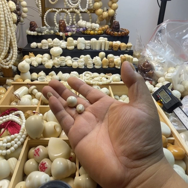 小**学象牙果雕刻水滴三通圆珠