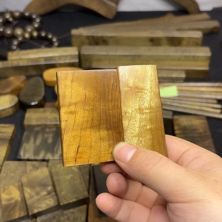 祥***子金丝楠一物一拍链接