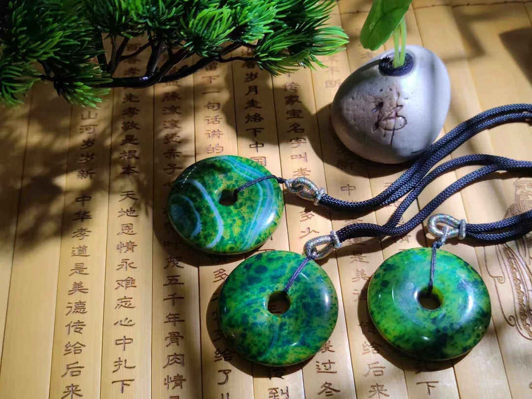 S6700【福嘟嘟】玄武益母玛瑙绿玛瑙平安扣吊坠-多样性只发一件