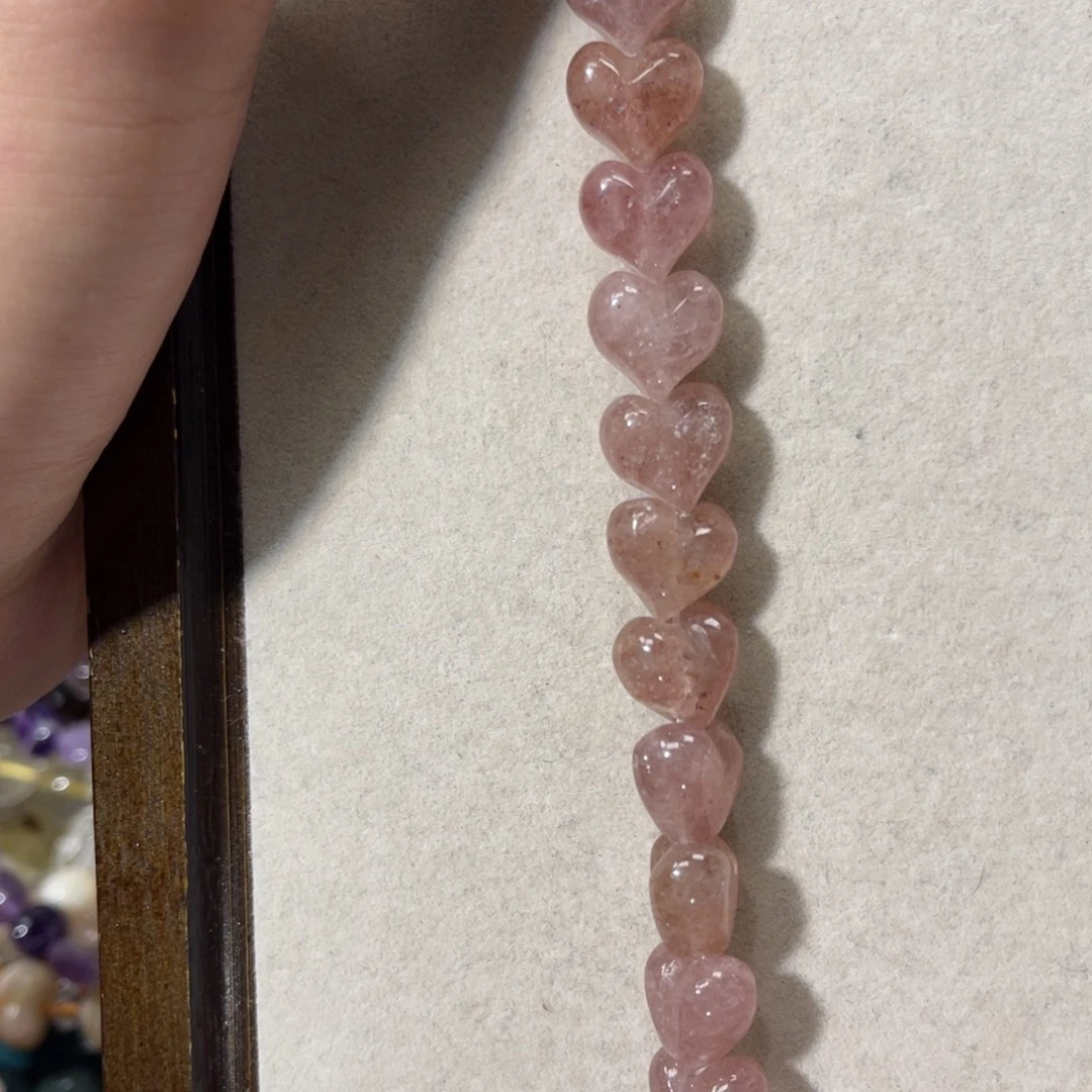 玛瑙/玉髓合金耳饰草莓晶爱心