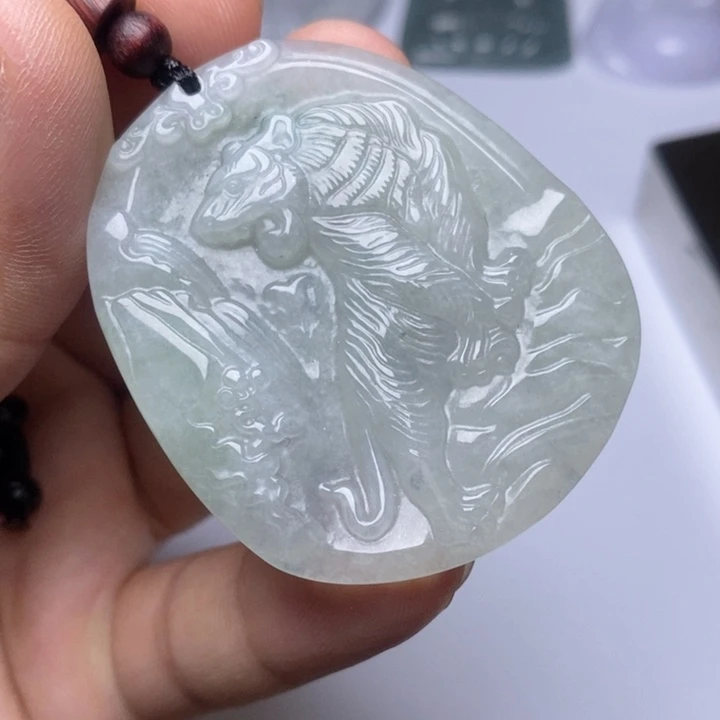 颈饰未镶嵌翡翠翡翠
