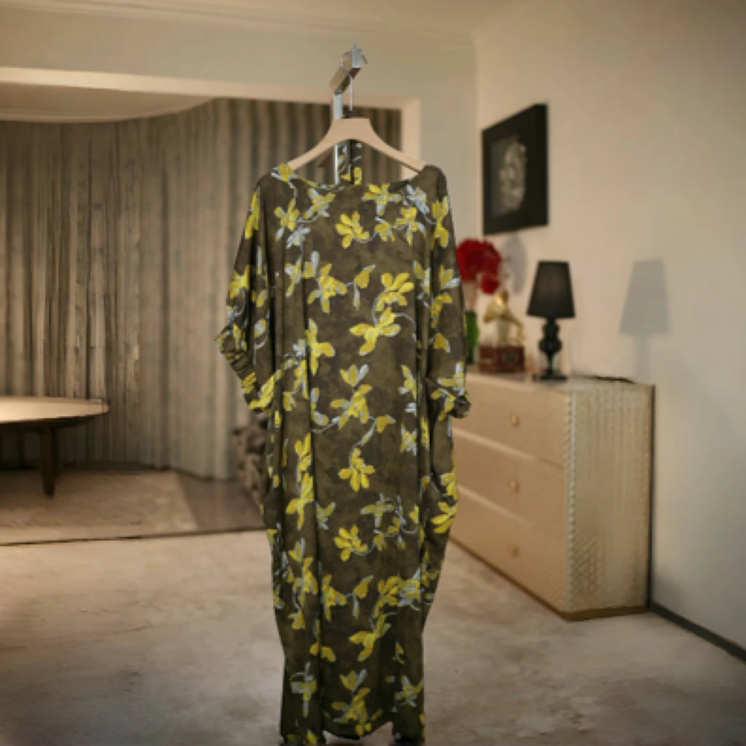 棕调雅韵大花写意宽松连衣裙