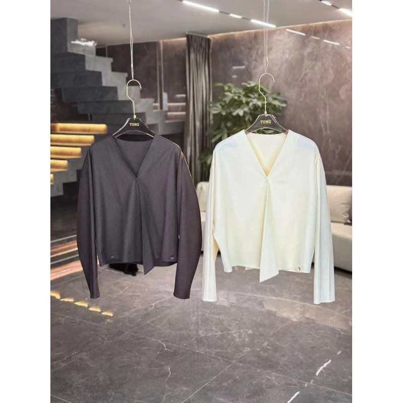 【彤姐原创】气质设计感时尚长袖女士简约上衣W25B768