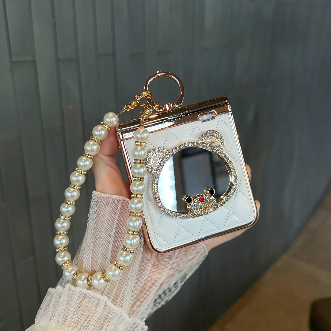 适用荣耀MagicVFlip2手机壳膜一体轻奢镶钻镜面小熊菱格纹保护套