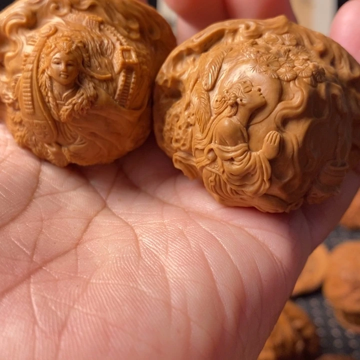 把件文玩核桃四大美女