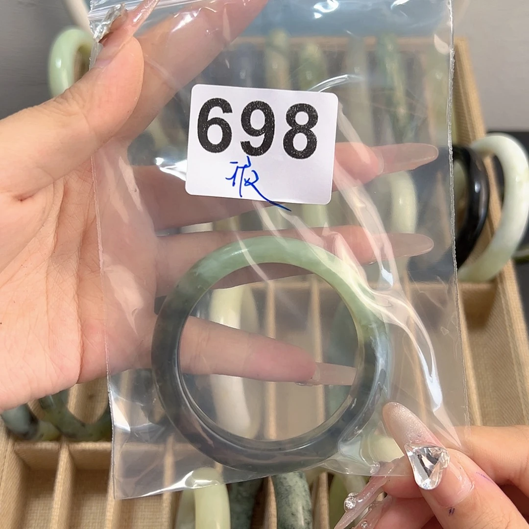****️蛇纹石玉未镶嵌手镯