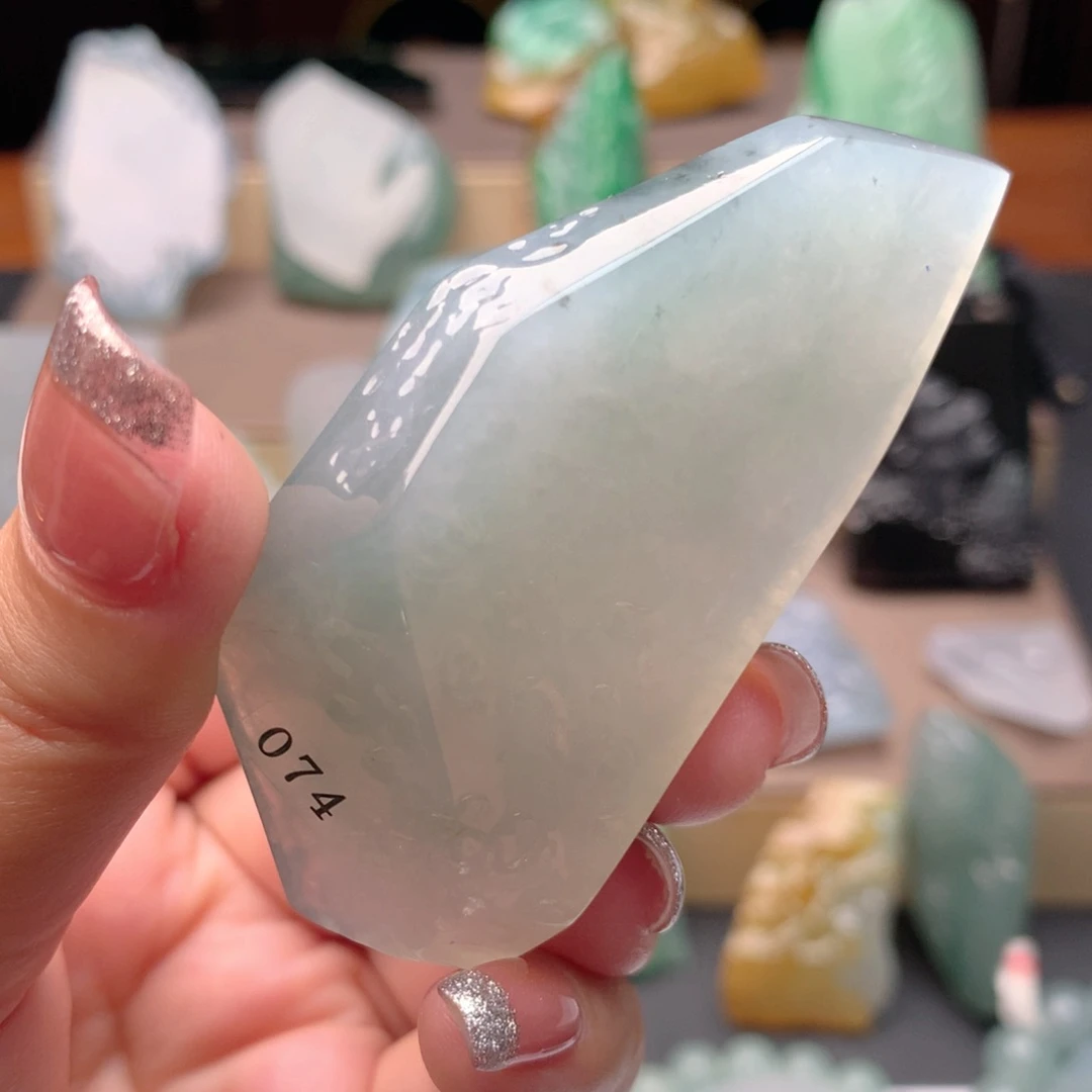 定制翡翠未镶嵌翡翠定制