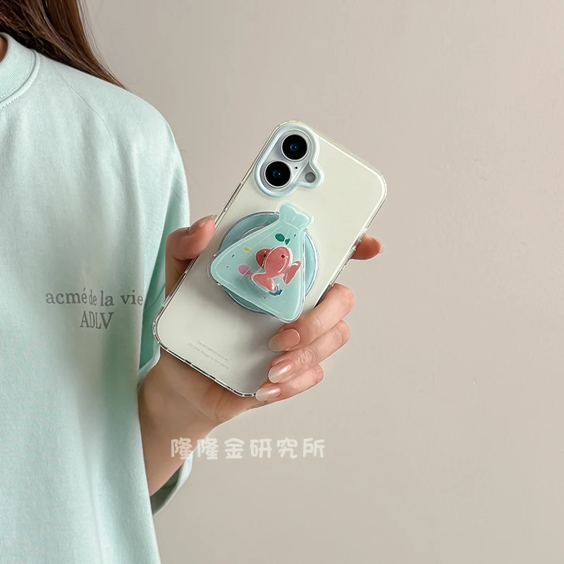 隆隆金适用苹果16手机壳简约清新奶蓝金鱼iPhone15pro防摔13/14壳
