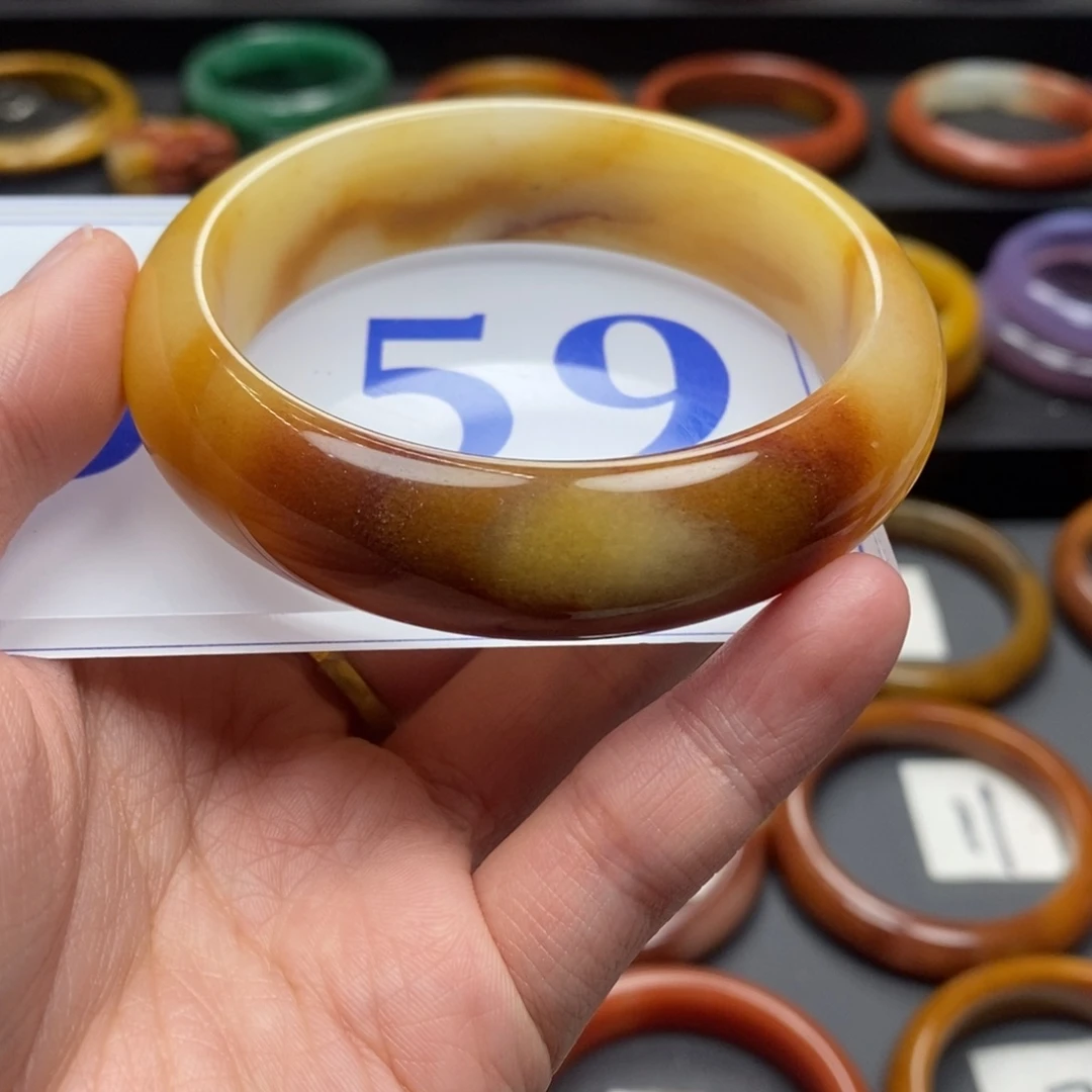 石英质玉（黄龙玉）手镯未镶嵌